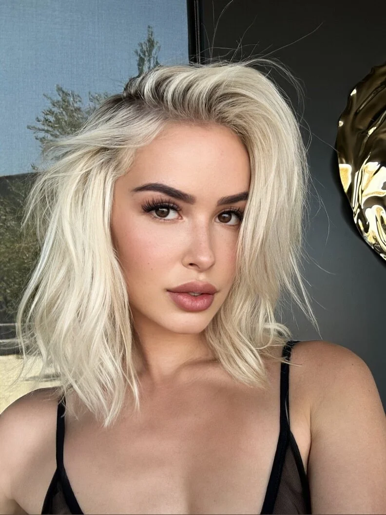 ⭐️ Elena Kamperi OnlyFans