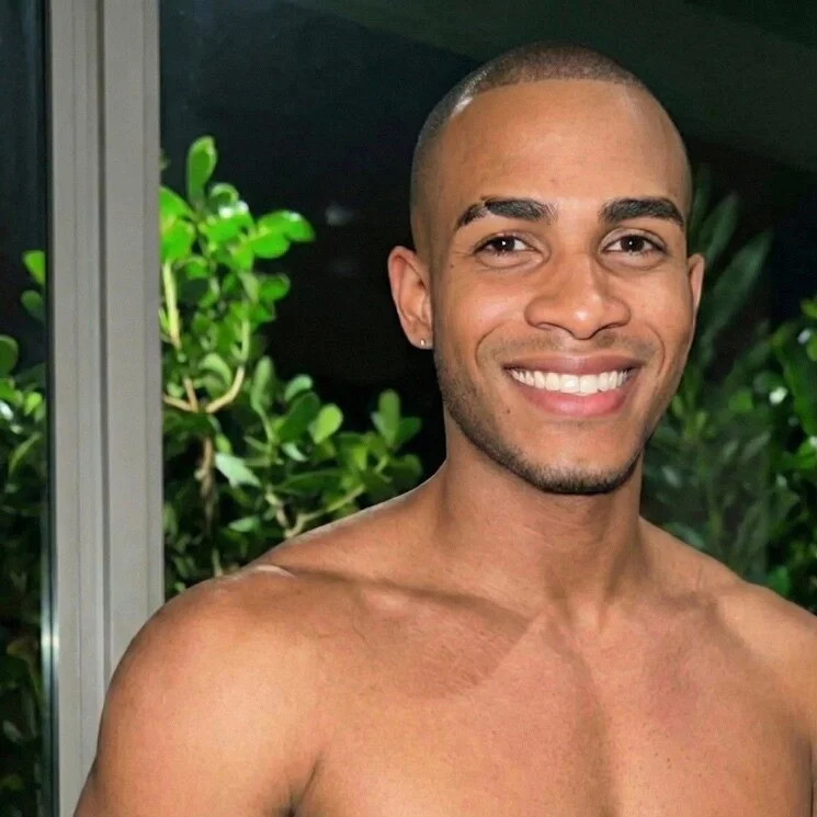 Roy R. 11 INCH 🍆 OnlyFans