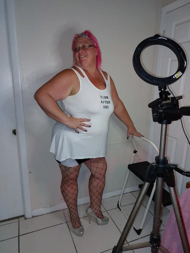 Michellegarcia17 OnlyFans