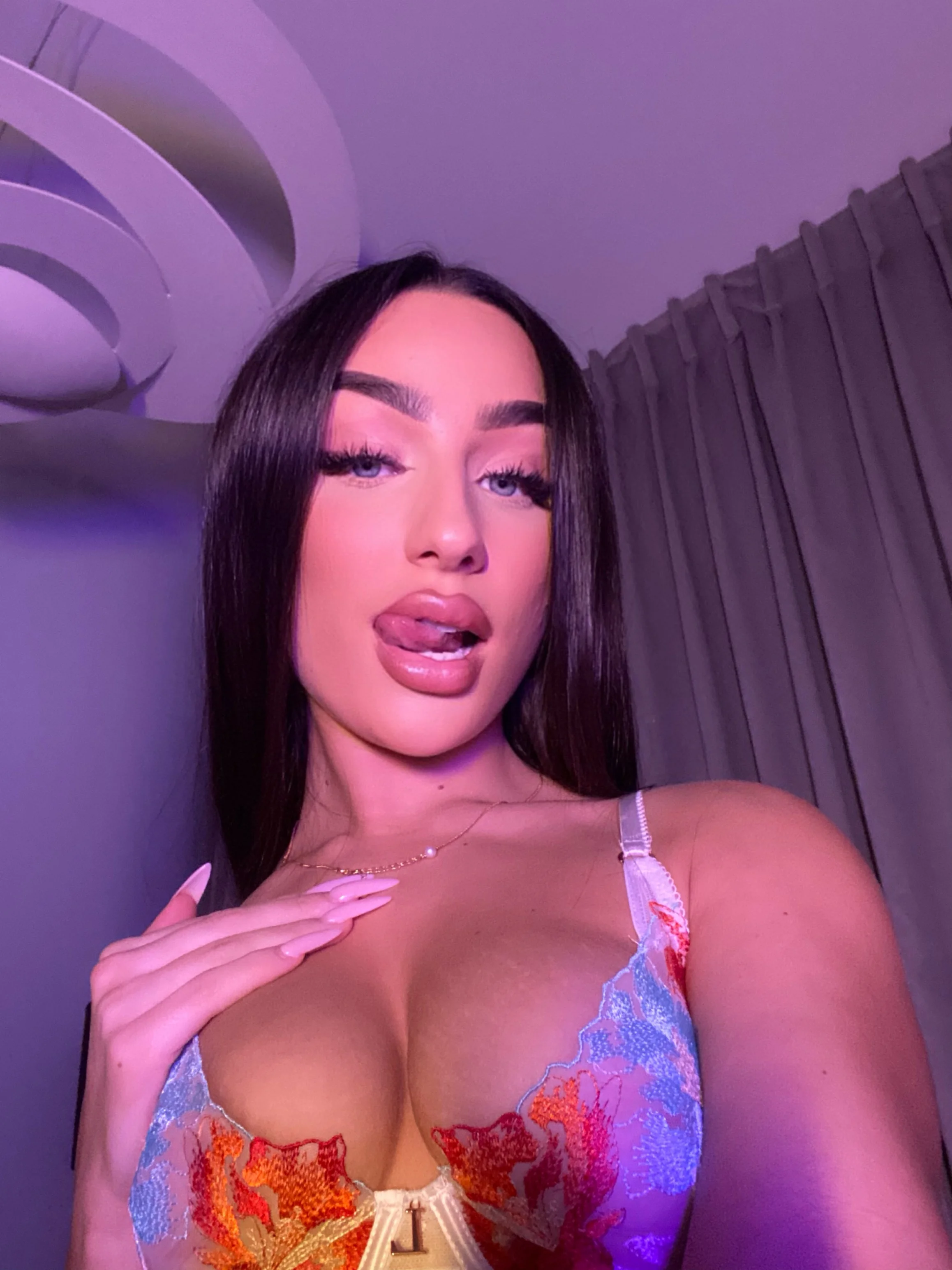Natasha Mae OnlyFans
