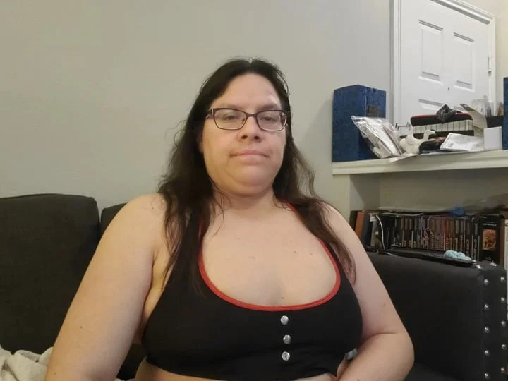 Snowladywhitewolffree OnlyFans