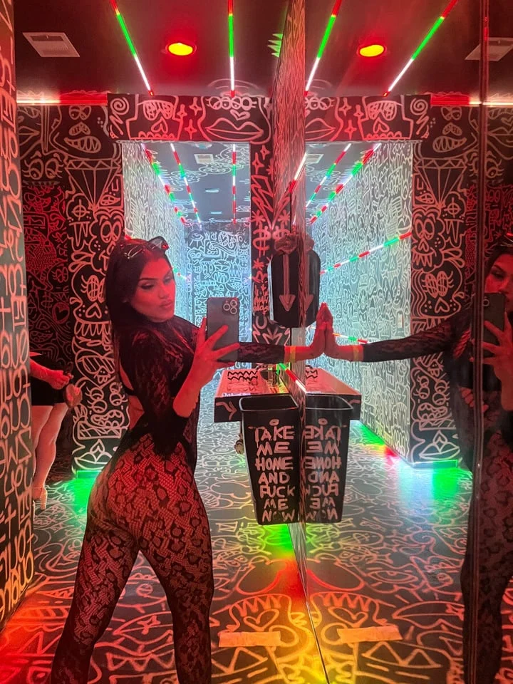 Theeonlynicole OnlyFans