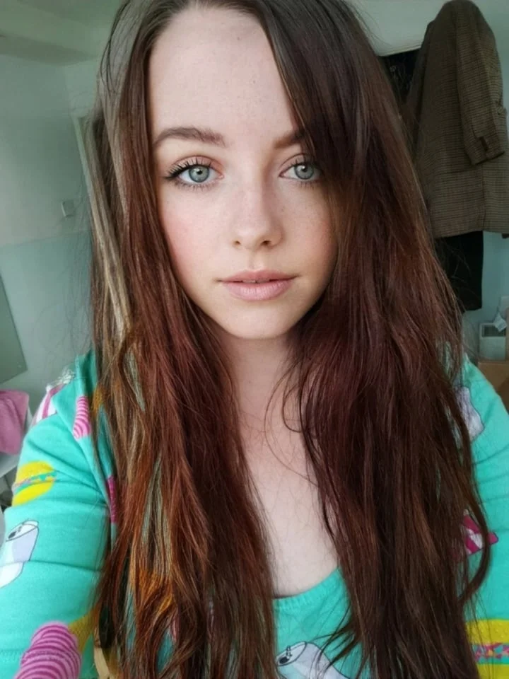 Kitty 🇬🇧  🌶️LIVE STREAM TOMORROW NIGHT! OnlyFans