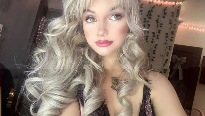 Littlehoneyv OnlyFans