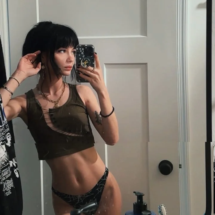 Tinyxxdancer OnlyFans