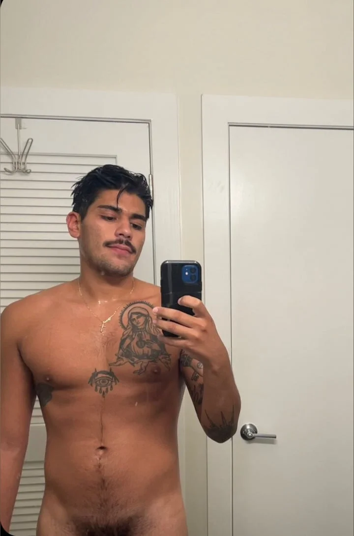 Ambrosesuave OnlyFans