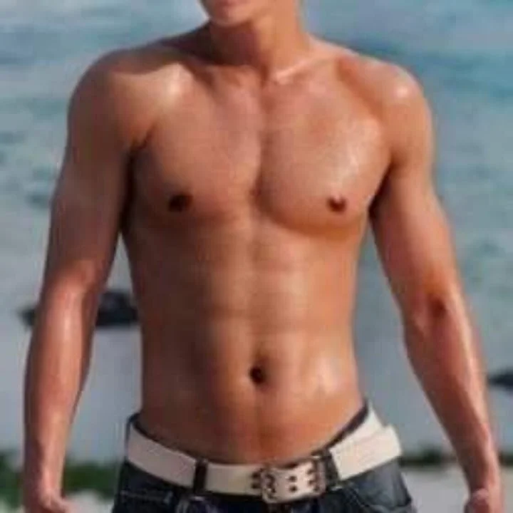 健身腹肌AssholeHorny OnlyFans