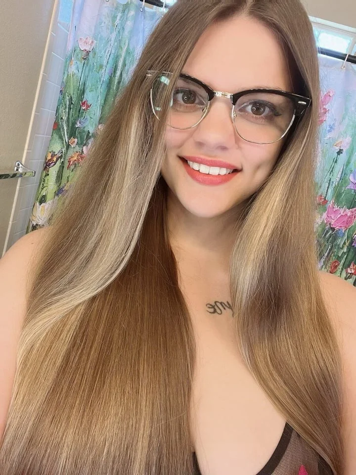 Mollymariexo OnlyFans