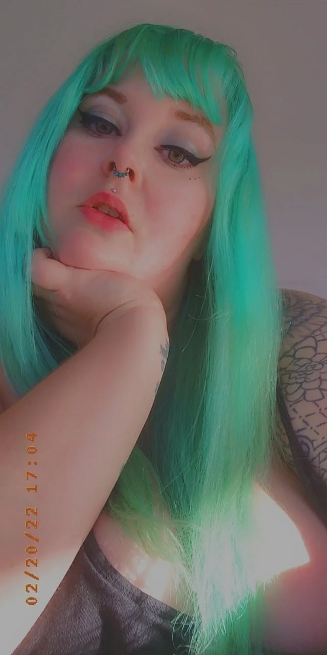 Emeraldviolet OnlyFans