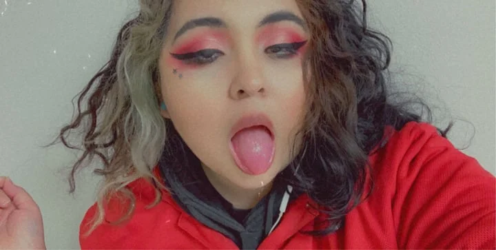 Flowergirlxx12 OnlyFans