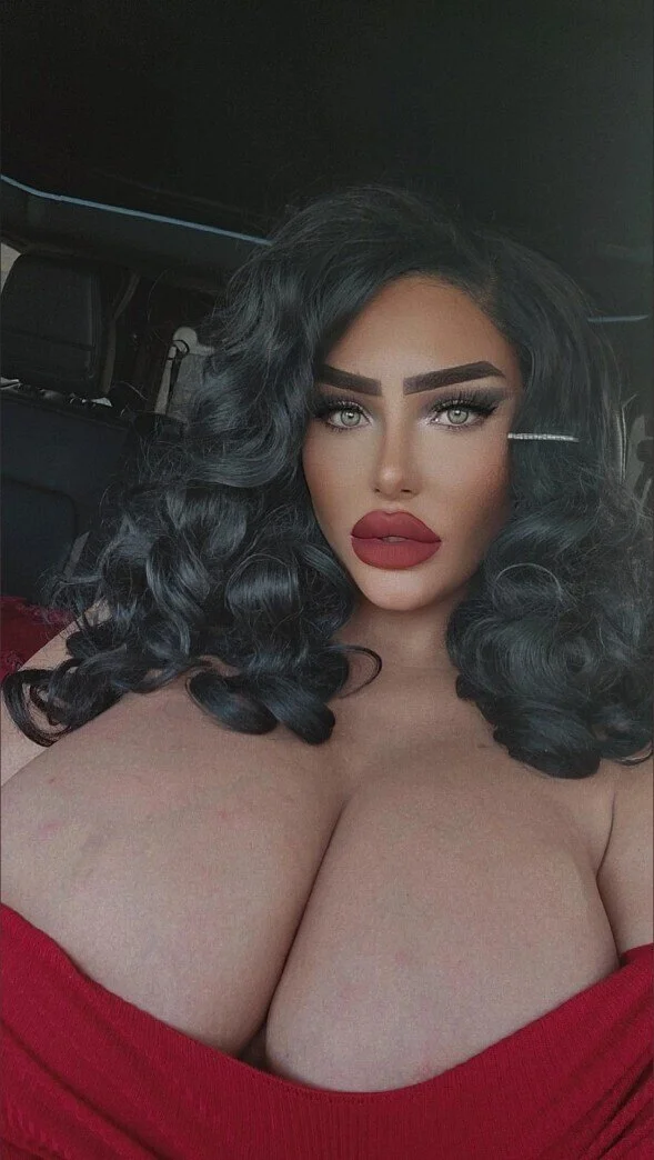 HARLEY🥵 VIDEOCALLS😈 6'1 MECHANIC 🧰 OnlyFans