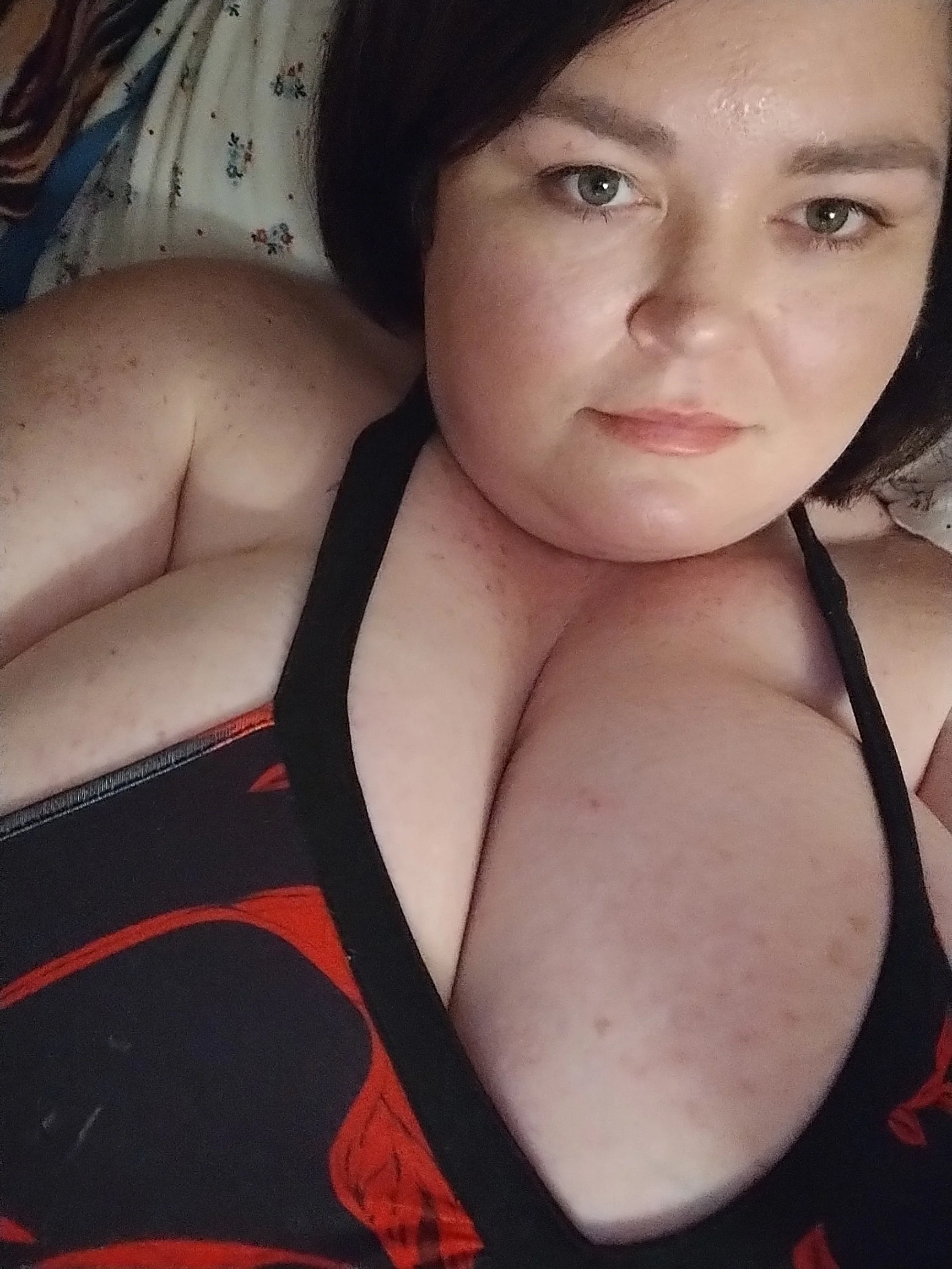 Plum Jewels OnlyFans