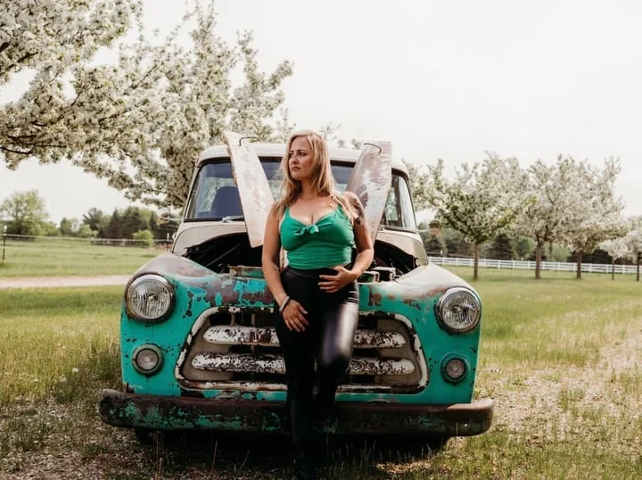 Elena Pears OnlyFans