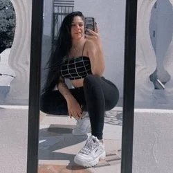 karoolandreaa OnlyFans