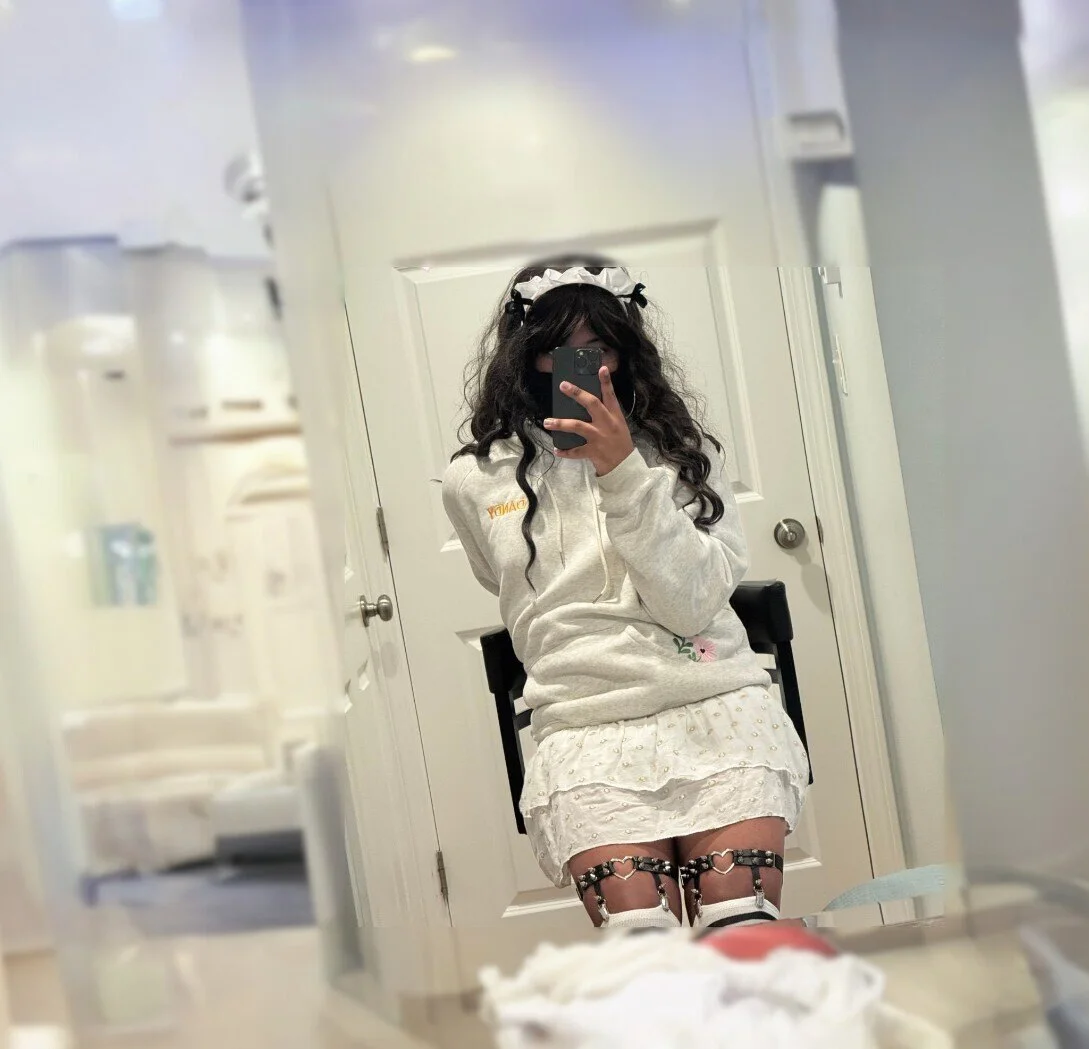 ADELYN 🌙 OnlyFans